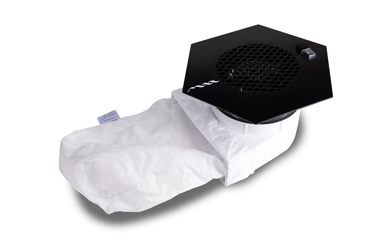 Со встроенной вытяжкой черной